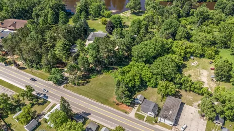 318 S 3rd Ave, Big Rapids, MI 49307 photo 11
