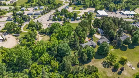 318 S 3rd Ave, Big Rapids, MI 49307 photo 15