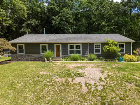 5643 E C Ave, Richland, MI 49083