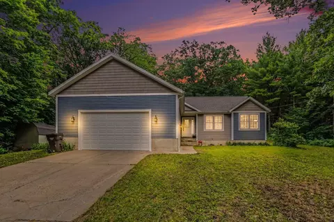 4260 Obenauf Rd, Twin Lake, MI 49457