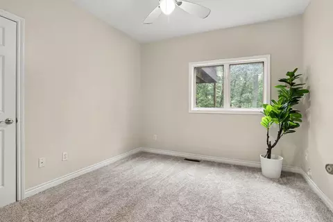 Bedroom - 4356 E Ave, Kalamazoo, MI 49004 photo 4 of 4