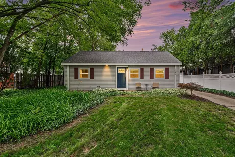 3045 Hall St SE, Grand Rapids, MI 49506