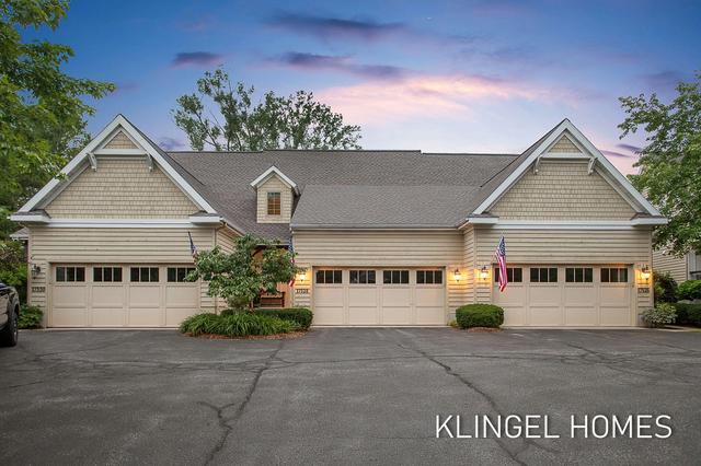 17528 N Fruitport Rd, Spring Lake, MI 49456