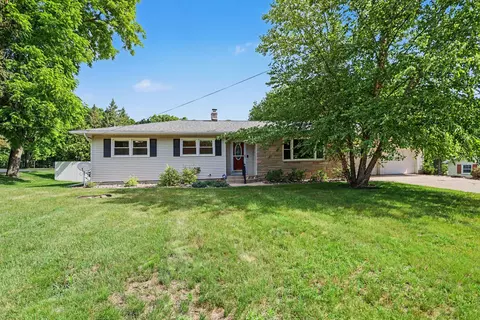 1100 Verona Rd, Marshall, MI 49068