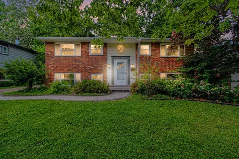 2728 Yost Blvd, Ann Arbor, MI 48104
