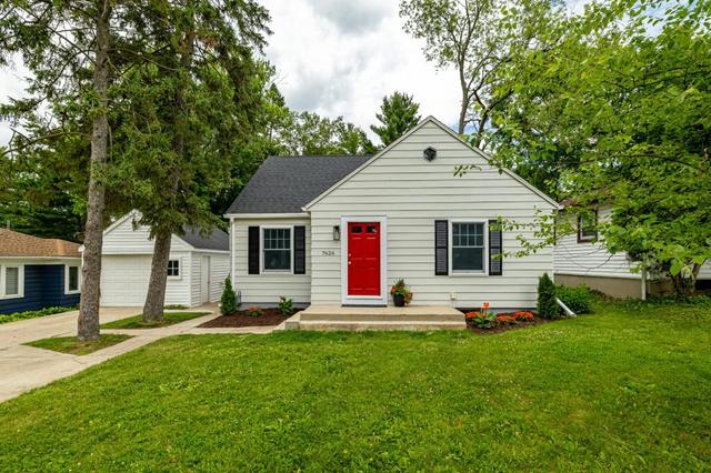 7626 Grand St, Dexter, MI 48130