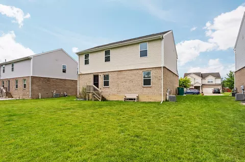 Exterior - 16901 Aberdeen Dr, Romulus, MI 48174 photo 5 of 10