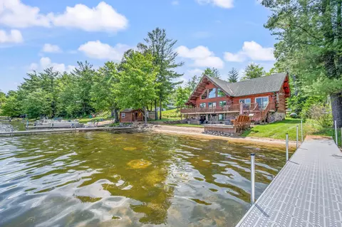 14948 17 Mile Rd, Leroy, MI 49655