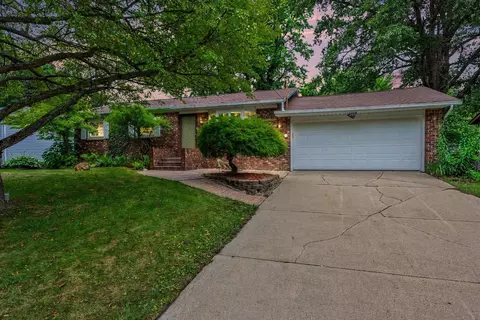 203 Dundee Dr, Battle Creek, MI 49014