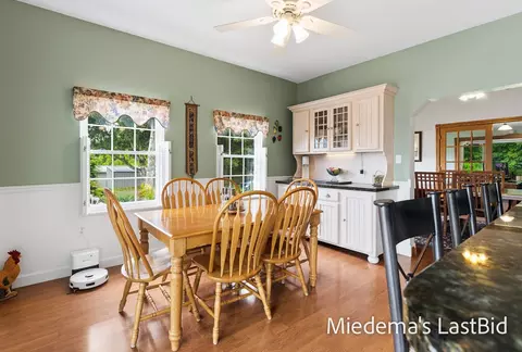 Dining - 12915 Cassidy Rd, Bellevue, MI 49021 photo 2 of 6