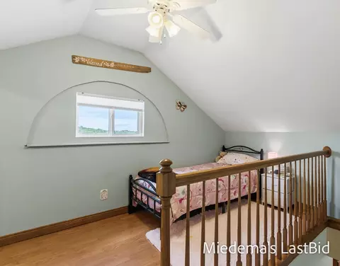 Bedroom - 12915 Cassidy Rd, Bellevue, MI 49021 photo 3 of 5