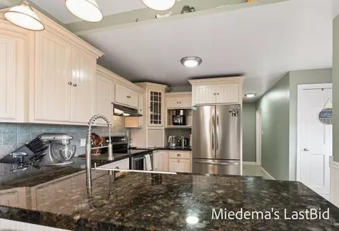Kitchen - 12915 Cassidy Rd, Bellevue, MI 49021 photo 3 of 3