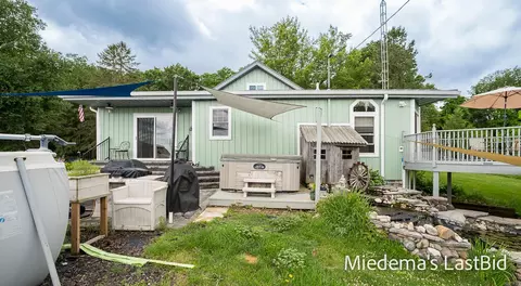 Exterior - 12915 Cassidy Rd, Bellevue, MI 49021 photo 7 of 25