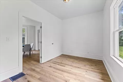 Entry Way - 204 Orange St, Jackson, MI 49202 photo 2 of 2