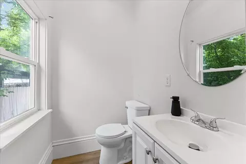 Bath - 204 Orange St, Jackson, MI 49202 photo 1 of 3