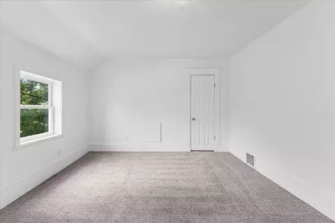 Bedroom - 204 Orange St, Jackson, MI 49202 photo 5 of 5
