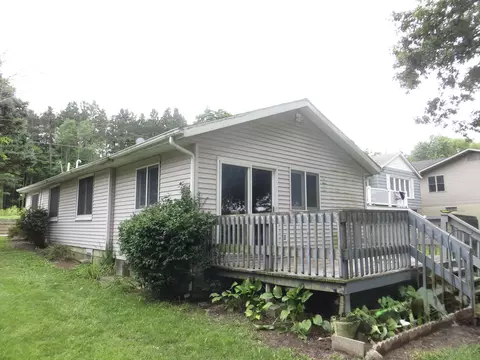 25012 Kenneth Ave, Edwardsburg, MI 49112