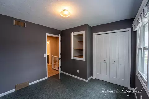 Bedroom - 1511 Springbrook Dr, Jenison, MI 49428 photo 2 of 6