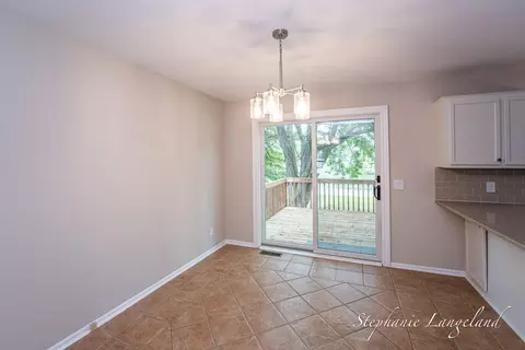 Dining - 1511 Springbrook Dr, Jenison, MI 49428 photo 1 of 1