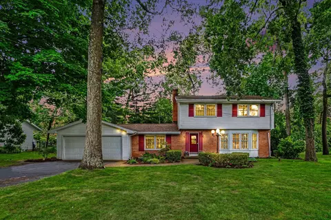 6821 Isabelle St, Portage, MI 49024