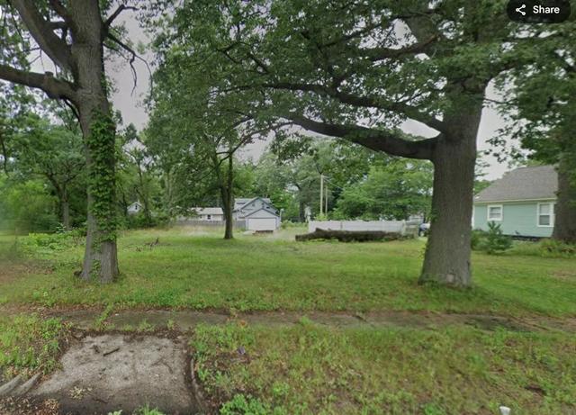 2111 7th St, Muskegon, MI 49444