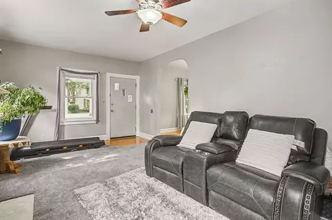 1008 Union, Jackson, MI 49203 photo 4
