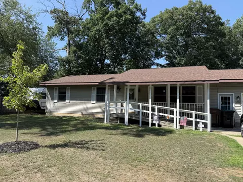 3074 Glenrick Ave, Muskegon, MI 49442