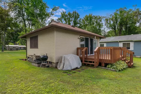 Exterior - 5362 Beverly Dr, Reading, MI 49274 photo 7 of 21