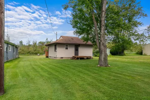 Exterior - 5362 Beverly Dr, Reading, MI 49274 photo 6 of 21
