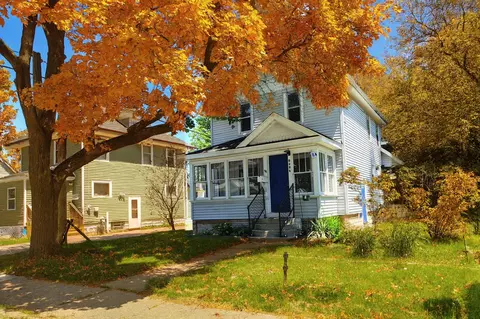 1517 James St, Kalamazoo, MI 49001