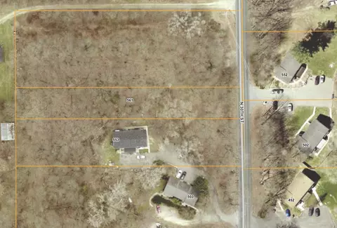 561 N 30th St, Galesburg, MI 49053