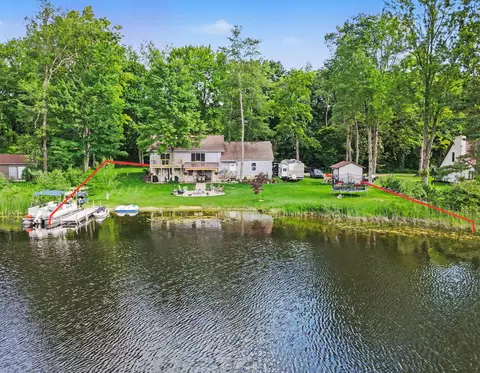 9039 Ensign Ct, Hesperia, MI 49421