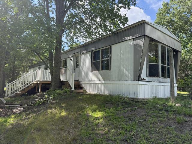 9034 E M 20, Hesperia, MI 49421