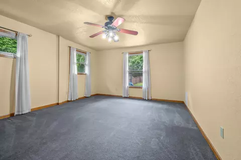 Bedroom - 11971 Bradley Dr, Jerome, MI 49249 photo 3 of 9