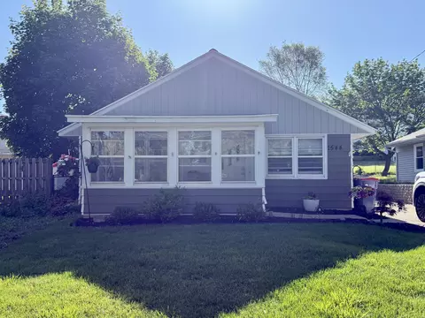 1544 Annie Ave NW, Grand Rapids, MI 49504