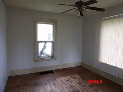 610 Pine St, Three Rivers, MI 49093 photo 8