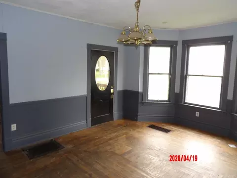 610 Pine St, Three Rivers, MI 49093 photo 5