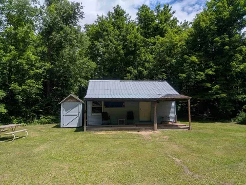 4439 Kuzmik Rd, Boyne Falls, MI 49713