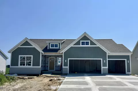 3640 Garner Dr #19, Zeeland, MI 49464