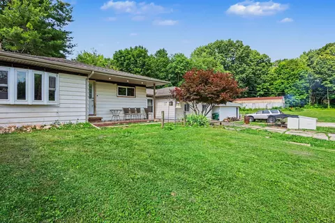 Exterior - 59293 Roberts Rd, Three Rivers, MI 49093 photo 2 of 7
