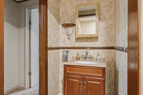 Bath - 59293 Roberts Rd, Three Rivers, MI 49093 photo 1 of 4
