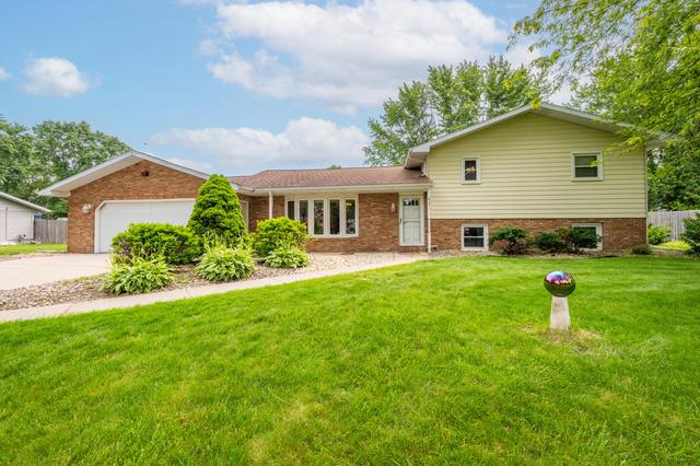 5985 Echo Rdg, Stevensville, MI 49127