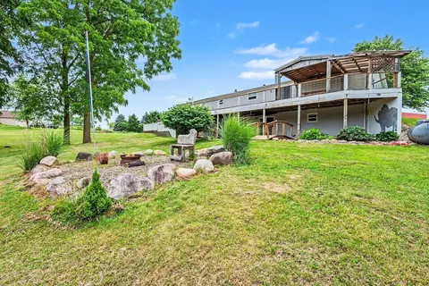 Exterior - 13191 Harder Rd, Three Rivers, MI 49093 photo 4 of 10