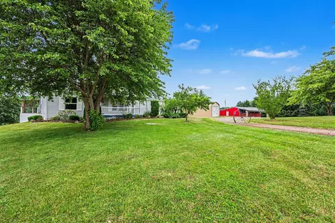 Exterior - 13191 Harder Rd, Three Rivers, MI 49093 photo 2 of 10