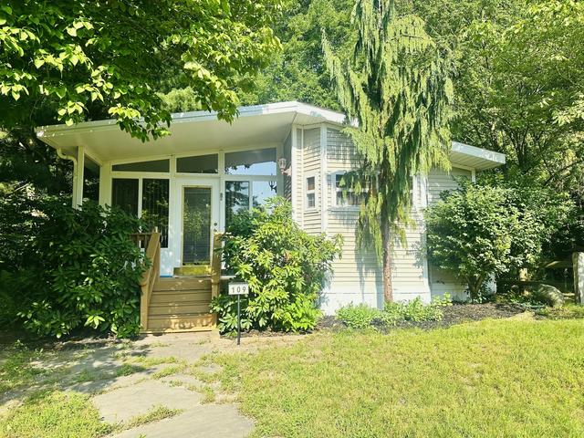 6473 Blue Star Hwy #109, Saugatuck, MI 49453