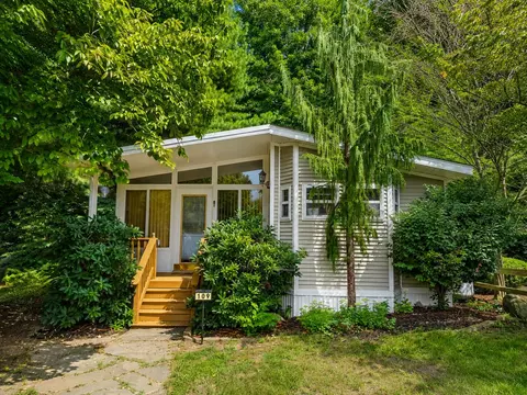 6473 Blue Star Hwy #109, Saugatuck, MI 49453