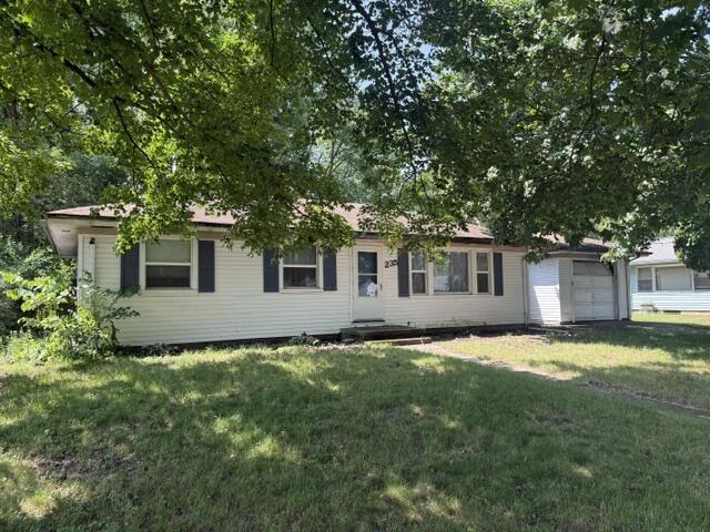 235 Connecticut Dr, Portage, MI 49024