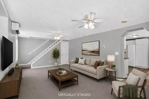 4718 S Draper Rd, Jackson, MI 49203 photo 3