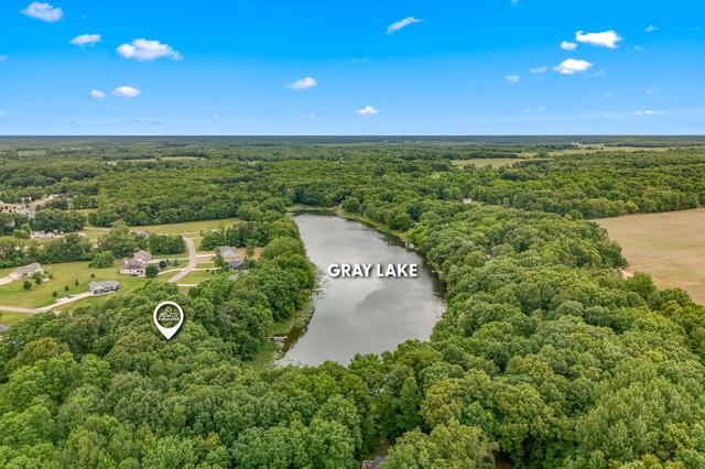 6135 6117 Sweet Clover Hills Dr, Jonesville, MI 49250