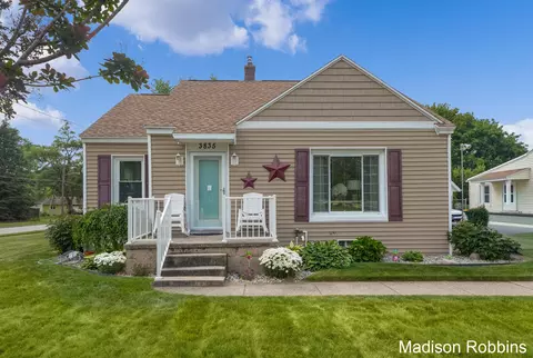 3835 Wilson Ave SW, Grandville, MI 49418